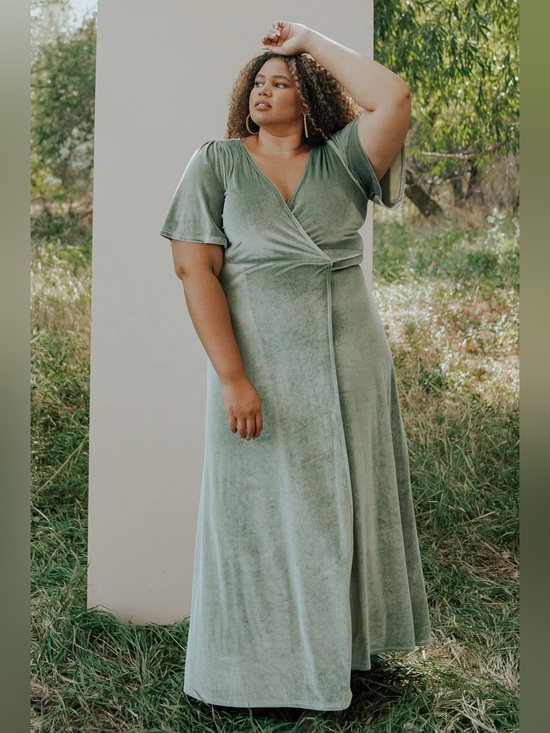 Baltic Born Dresses & Skirts - Baltic Born Meghan Velvet Wrap Maxi Dress  Size Large NWT Sage Green